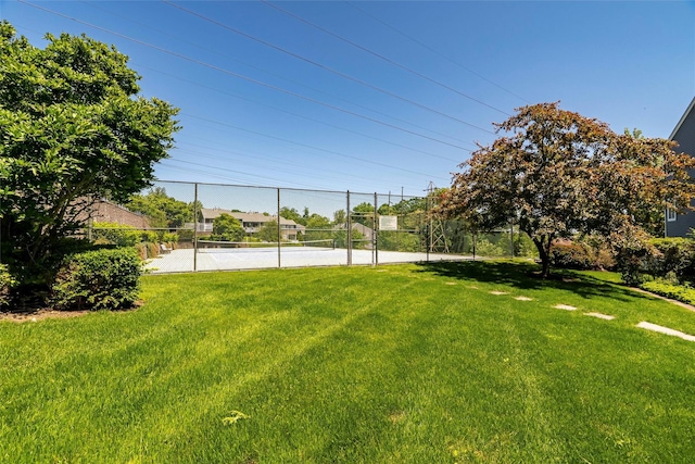 1 Mountain Ter, Nanuet, NY 10954 - view of yard with a tennis court
