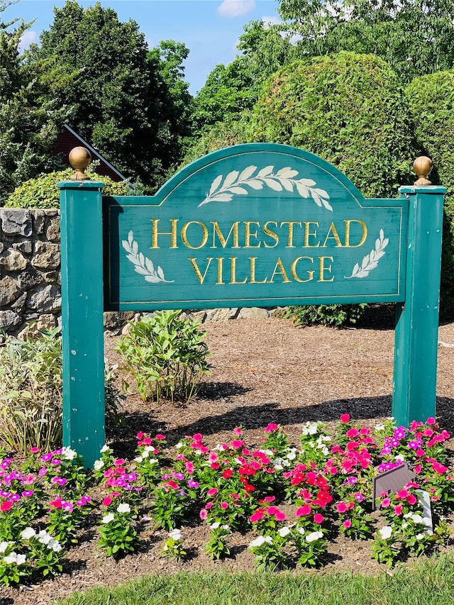 1 Olde Wagon Rd, Warwick, NY 10990 - view of community sign