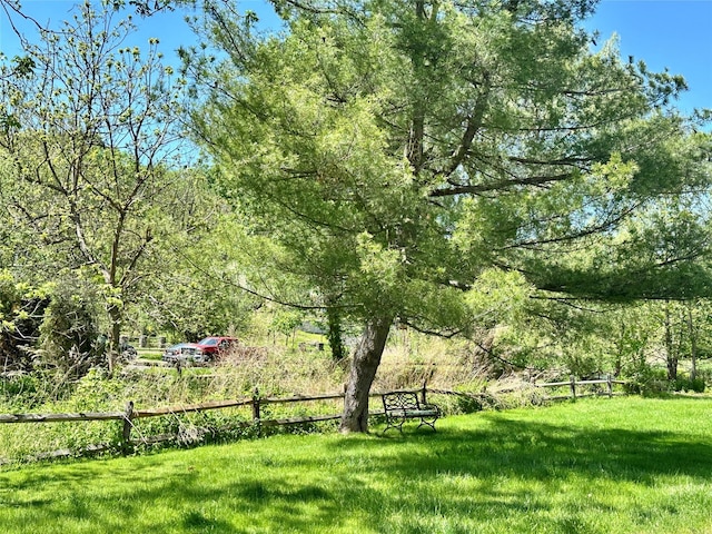 1 Olde Wagon Rd, Warwick, NY 10990 - view of green lawn