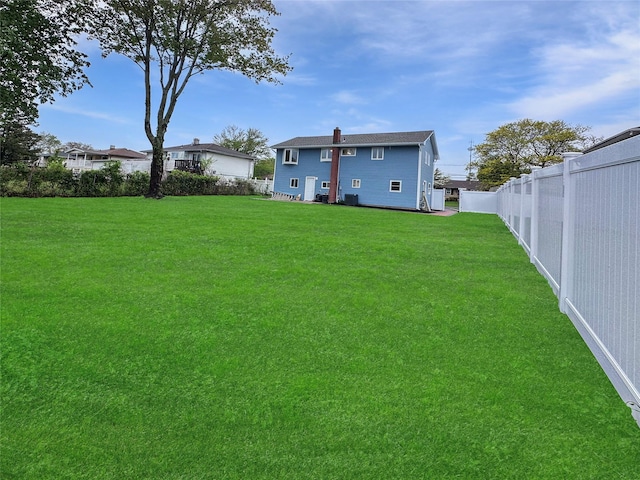 42 Blacker St, Brentwood, NY 11717 - view of yard