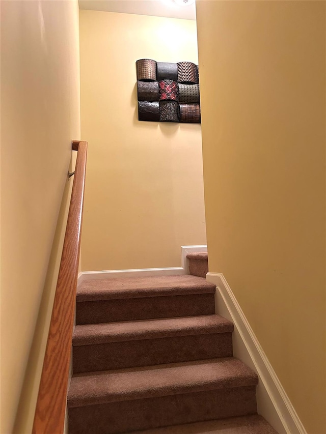 19 Brighton Dr Unit 1703, Newburgh, NY 12550 - view of stairs