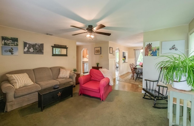 15 Marshall Dr, Poughkeepsie, NY 12601 - carpeted living area with ceiling fan