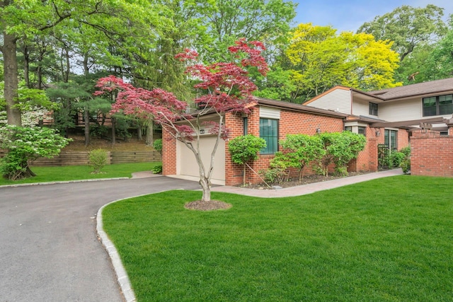 14 Nightingale Ct, Manhasset, NY 11030 - photo 1