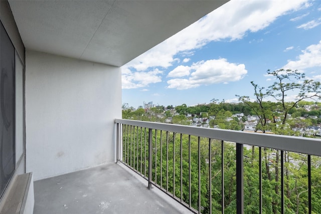 400 High Point Dr Unit 313, Hartsdale, NY 10530 - view of balcony