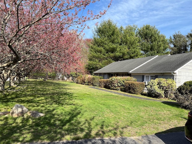 11 Acorn Ln, Stony Brook, NY 11790 - view of grassy yard