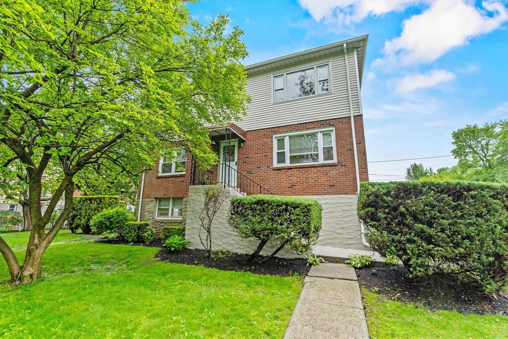 152 Harrison Ave, Yonkers, NY 10705 - photo 1