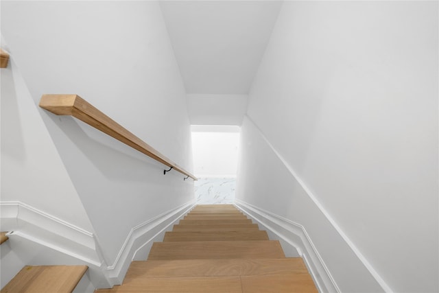 46 Snapdragon Ln, Roslyn Heights, NY 11577 - view of staircase