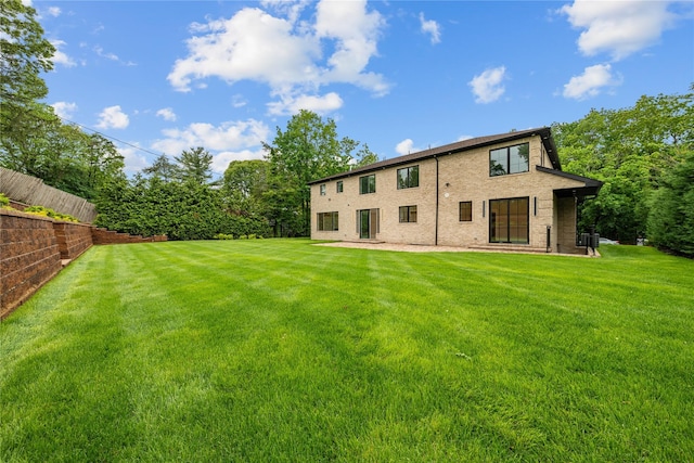 46 Snapdragon Ln, Roslyn Heights, NY 11577 - view of rear view of house