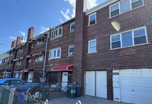 4016 E Tremont Ave, Bronx, NY 10465 - photo 1