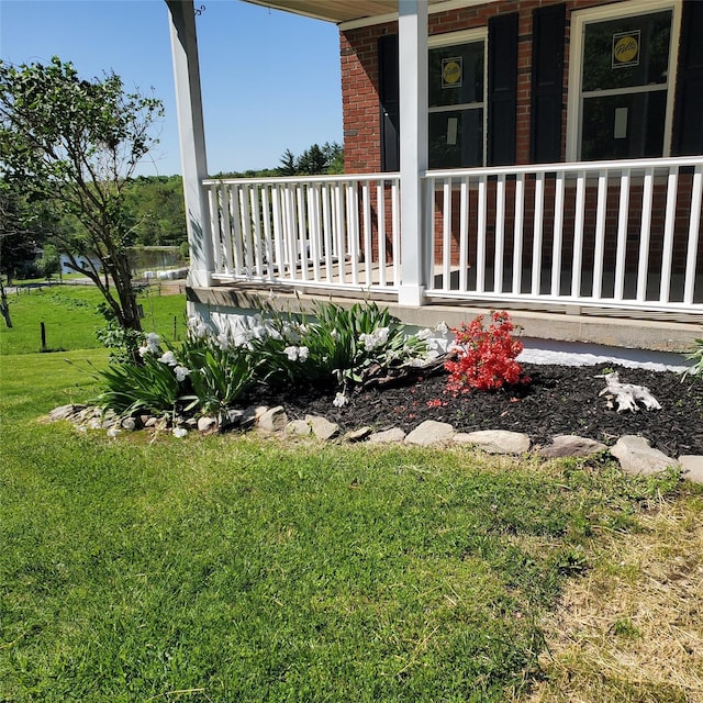 111 Cream St, Poughkeepsie, NY 12601 - view of grassy yard with covered porch