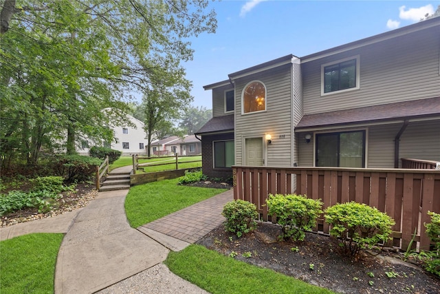808 Woodland Ct, Coram, NY 11727 - photo 4