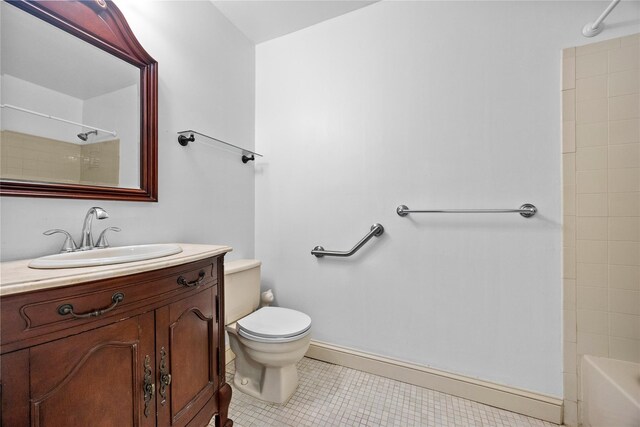 808 Woodland Ct, Coram, NY 11727 - photo 18