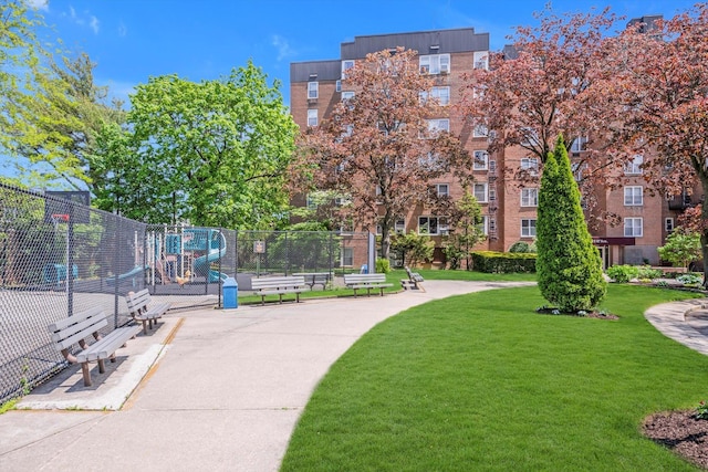 209-25 18th Ave Unit 3J, Bayside, NY 11360 - view of home's community