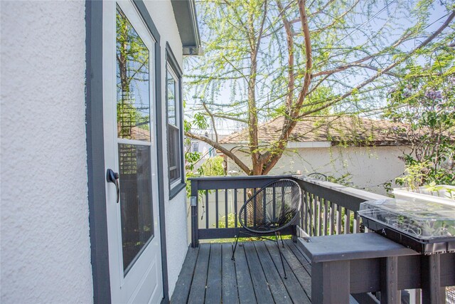 445 W Walnut St, Long Beach, NY 11561 - view of deck
