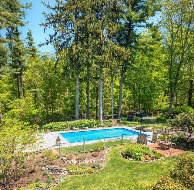 110 Sherwood Hill Rd, Brewster, NY 10509 - view of swimming pool