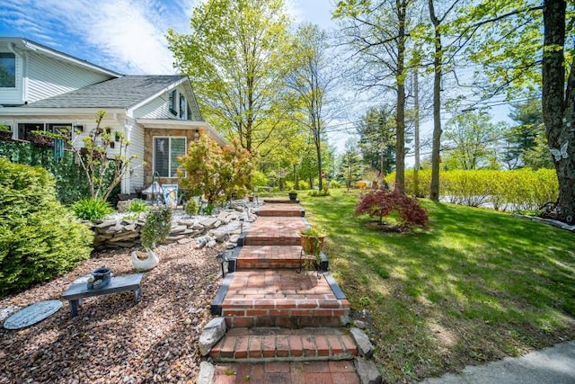 559 Noxon Rd, Poughkeepsie, NY 12603 - view of grassy yard