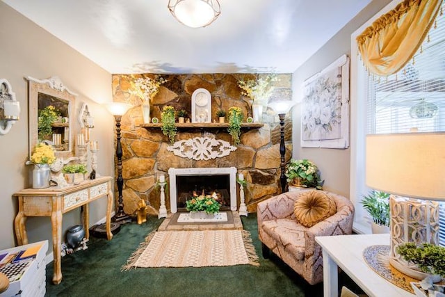 559 Noxon Rd, Poughkeepsie, NY 12603 - living area featuring carpet floors and a fireplace
