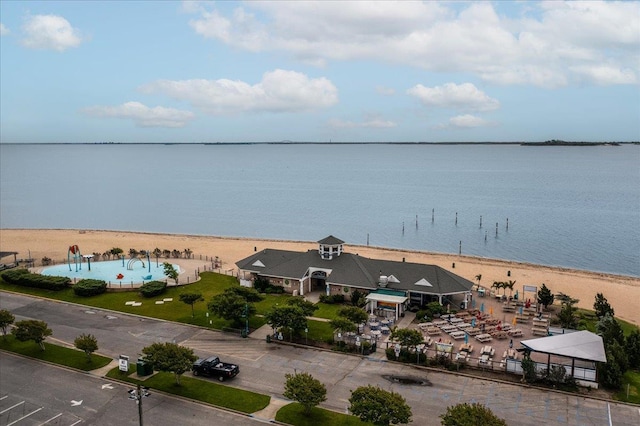 886 S 8th St, Lindenhurst, NY 11757 - water view