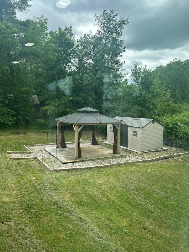 11 Glendale Rd, Greenwood Lake, NY 10925 - view of green lawn featuring a gazebo and an outbuilding