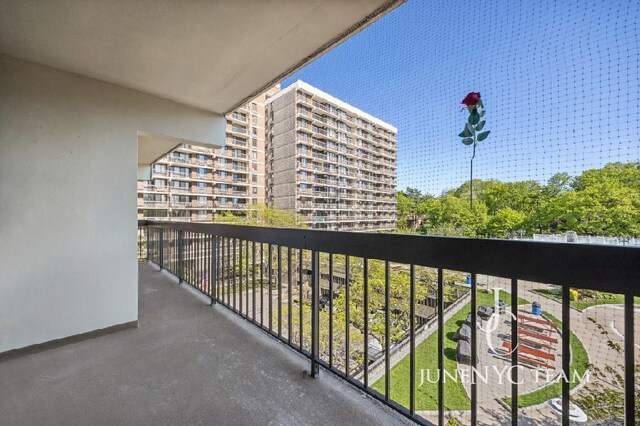 150-38 Union Tpke Unit 4K, Flushing, NY 11367 - view of balcony