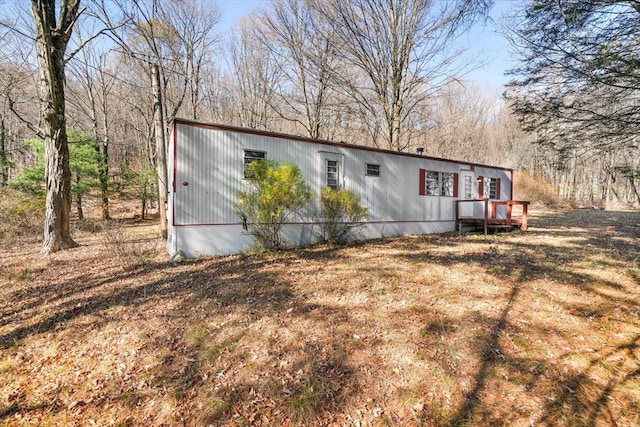 553 Roosa Gap Rd, Bloomingburg, NY 12721 - view of property exterior with a deck