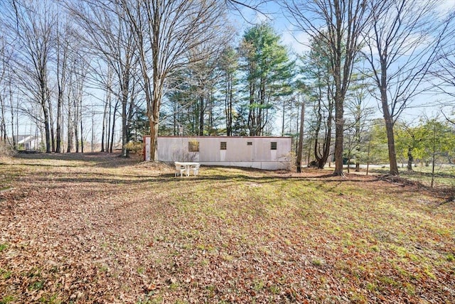 553 Roosa Gap Rd, Bloomingburg, NY 12721 - view of yard featuring a pole building