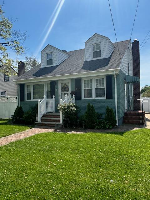 247 Barwick Blvd, Mineola, NY 11501 - photo 1