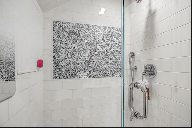92 Random Farms Dr, Chappaqua, NY 10514 - bathroom featuring tiled shower