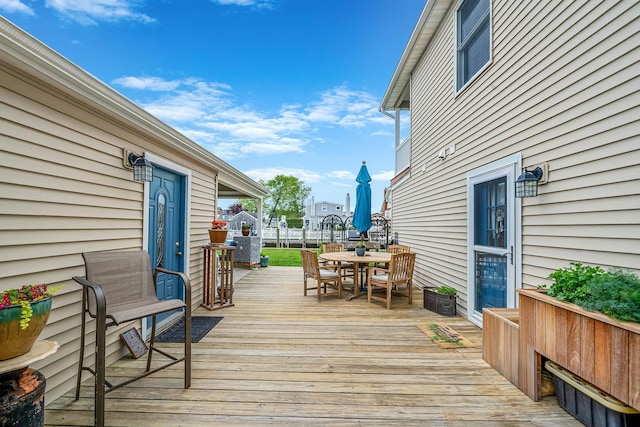 510 Fire Island Ave, Babylon, NY 11702 - deck featuring outdoor dining space
