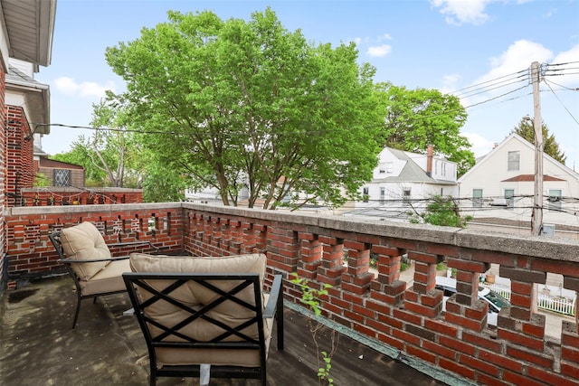 332 E 240th St, Bronx, NY 10470 - view of patio