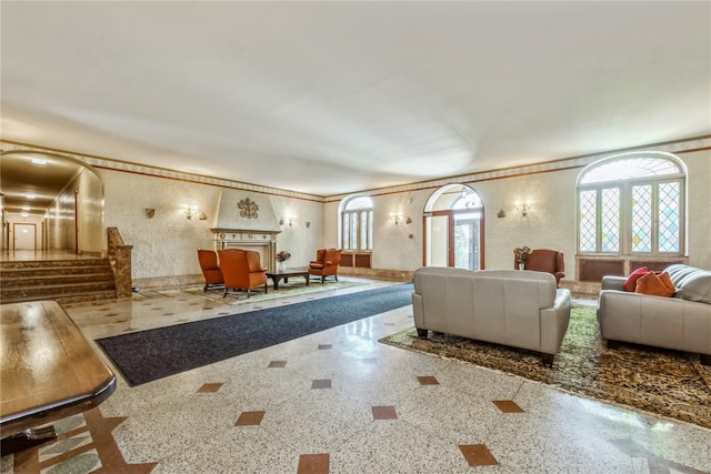 12 Hamilton Pl Unit A-10, Garden City, NY 11530 - photo 2