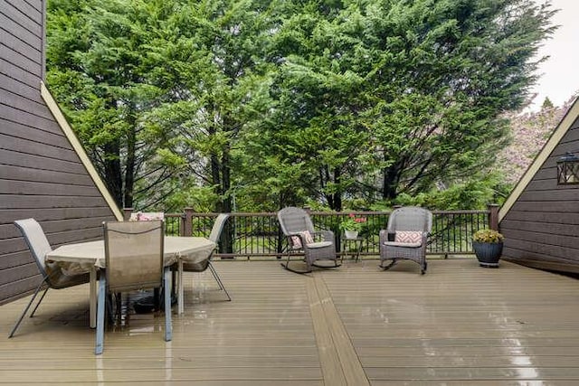 141 Southgate Dr, Massapequa Park, NY 11762 - deck featuring outdoor dining area