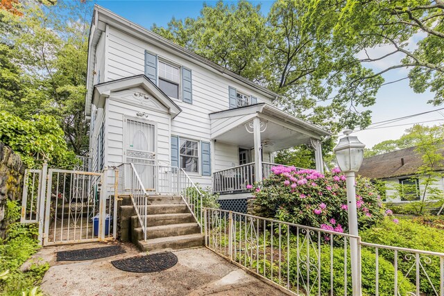 6 Arden Pl, Yonkers, NY 10701 - photo 3