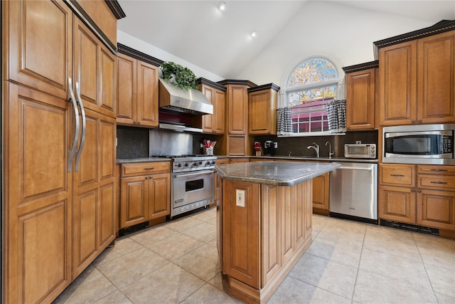 14 Wakefield Rd, Hampton Bays, NY 11946 - photo 8
