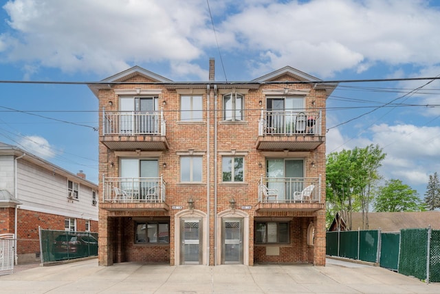 95-16 87th St, Jamaica, NY 11416 - photo 1