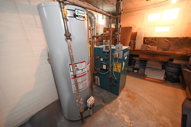 utilities featuring gas water heater and a heating unit