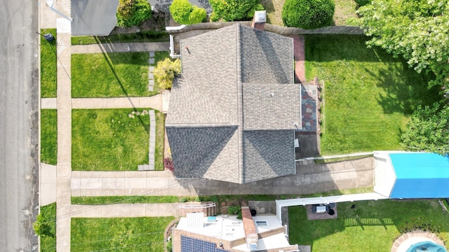 aerial view of property and surrounding area