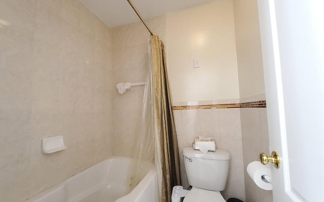 8 Lemberg Ct Unit 302, Monroe, NY 10950 - full bath with tile walls, shower / bathtub combination with curtain, and toilet