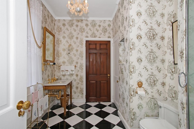2 Wallis Ln, Nissequogue, NY 11780 - entryway featuring baseboards and a chandelier