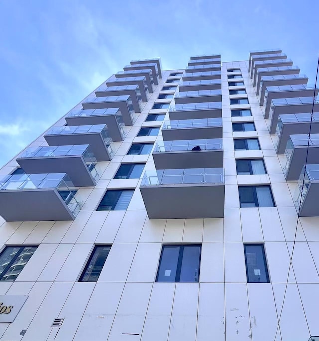 view of building exterior