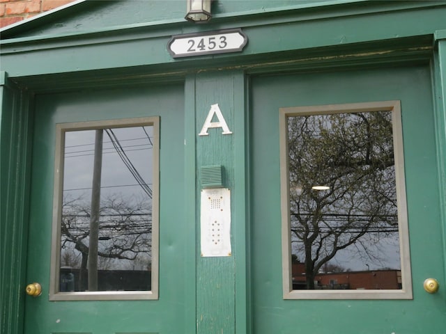 view of property entrance