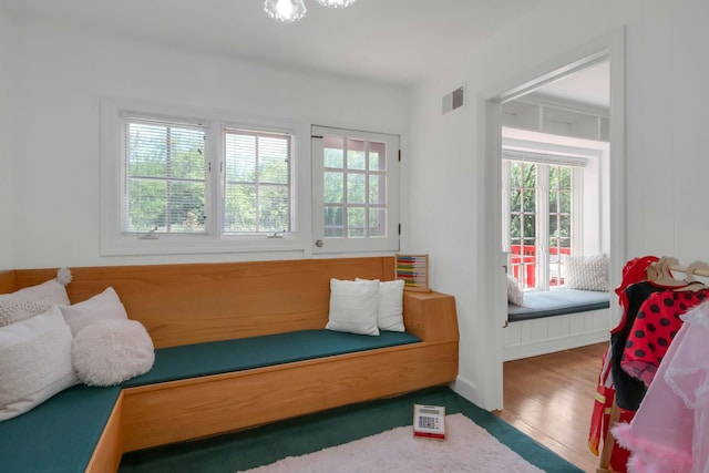 40 Brookby Rd, Scarsdale, NY 10583 - sitting room featuring wood finished floors
