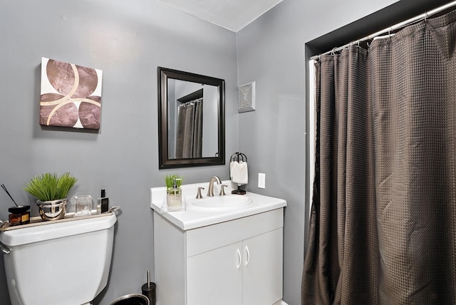 12 Rockridge Rd, Ardsley, NY 10502 - full bath with toilet and vanity