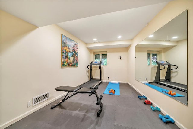 4 Bobby Close, Mamaroneck, NY 10543 - workout room featuring baseboards and recessed lighting