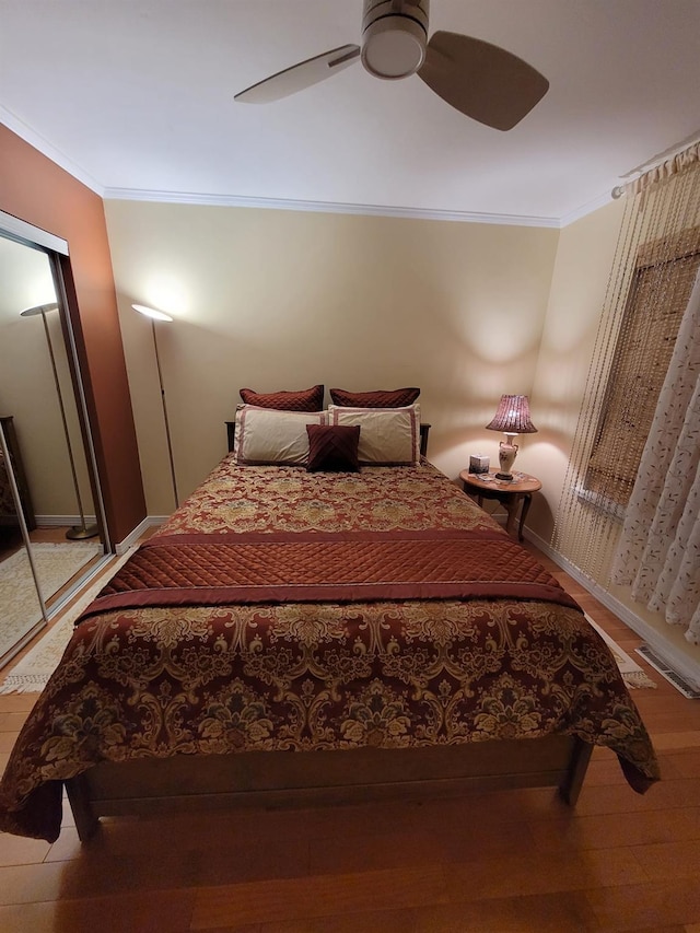 69 Laudaten Way, Warwick, NY 10990 - bedroom featuring ornamental molding, light wood finished floors, baseboards, and ceiling fan
