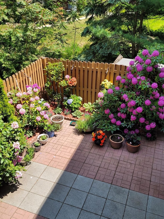 69 Laudaten Way, Warwick, NY 10990 - view of patio / terrace