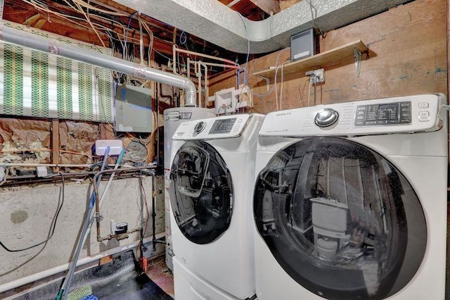 11 Mallard Ave, Selden, NY 11784 - laundry room with washer and clothes dryer