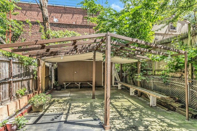 34-21 9th St, Astoria, NY 11106 - view of fenced backyard