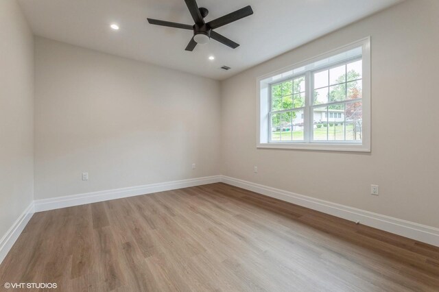 6 Reina Ct, Valley Cottage, NY 10989 - unfurnished room featuring baseboards, a ceiling fan, wood finished floors, and recessed lighting