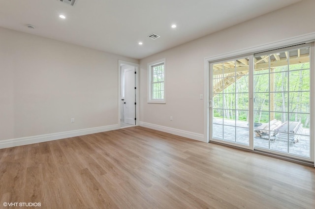 6 Reina Ct, Valley Cottage, NY 10989 - unfurnished room featuring baseboards, light wood finished floors, and recessed lighting